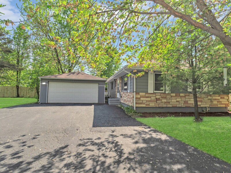 117 Arthur Avenue South Elgin IL 60177