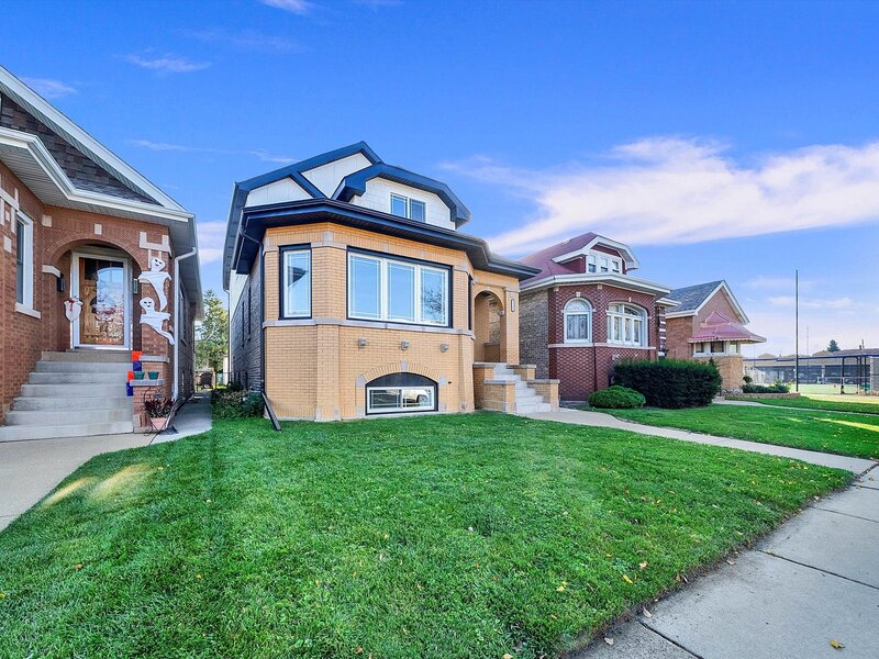 1531 Wenonah Avenue Berwyn IL 60402