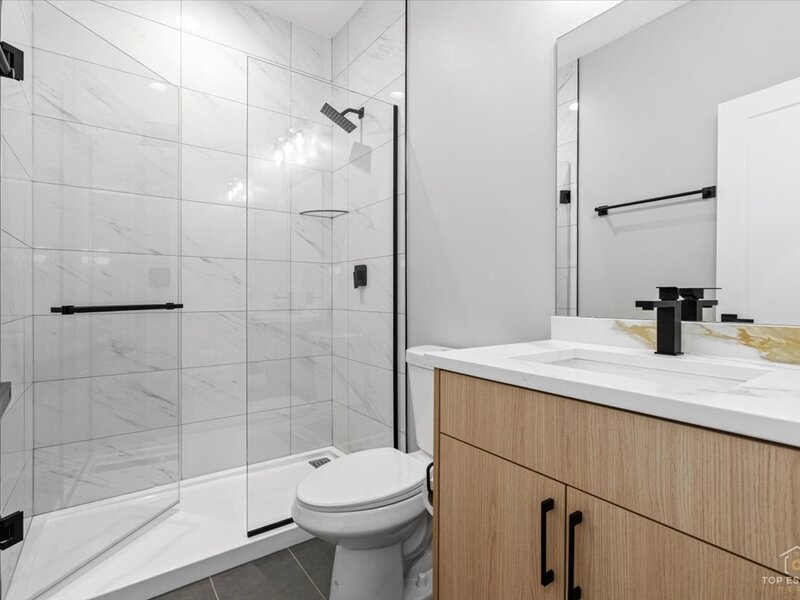 5330 S Mason Avenue Chicago IL 60638