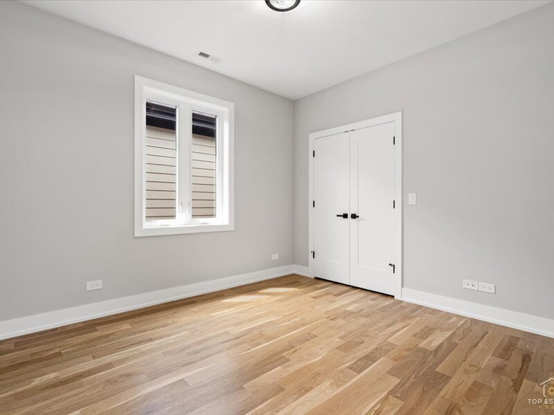 5330 S Mason Avenue Chicago IL 60638