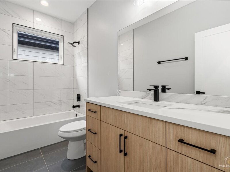 5330 S Mason Avenue Chicago IL 60638