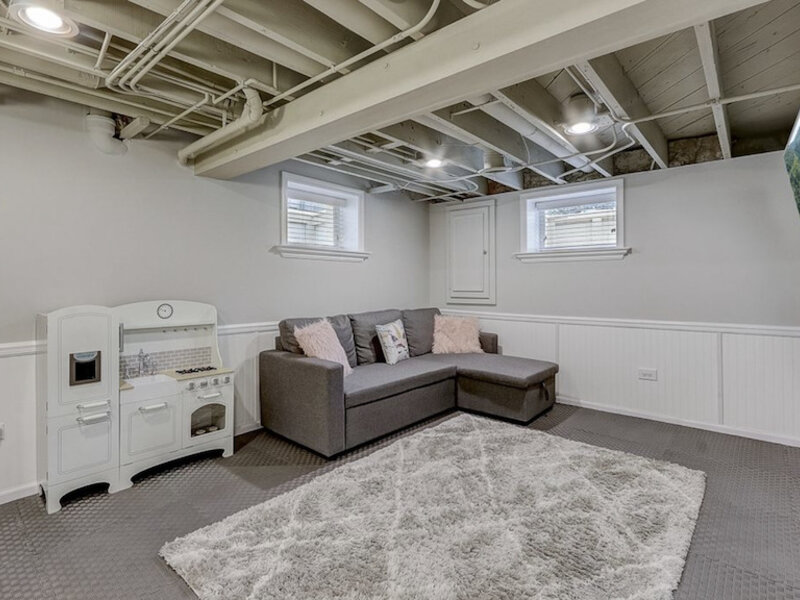 1025 N Main Street Naperville IL 60563