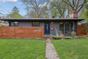 Photo of 2016 Main Street Evanston IL 60202