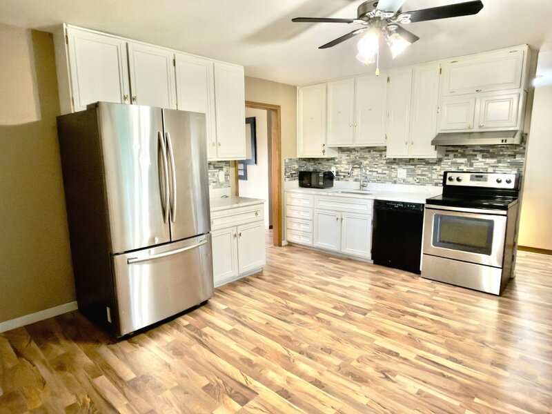 415 Krause Avenue Streamwood IL 60107