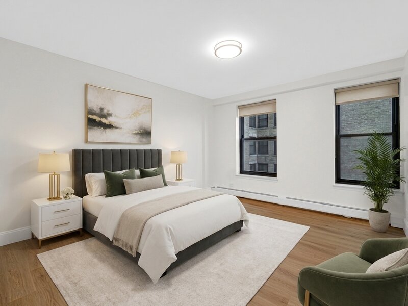 2100 N Lincoln Park West Avenue Chicago IL 60614