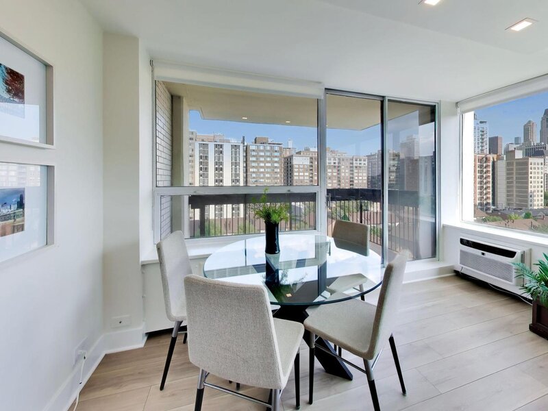 1355 N Sandburg Terrace Chicago IL 60610