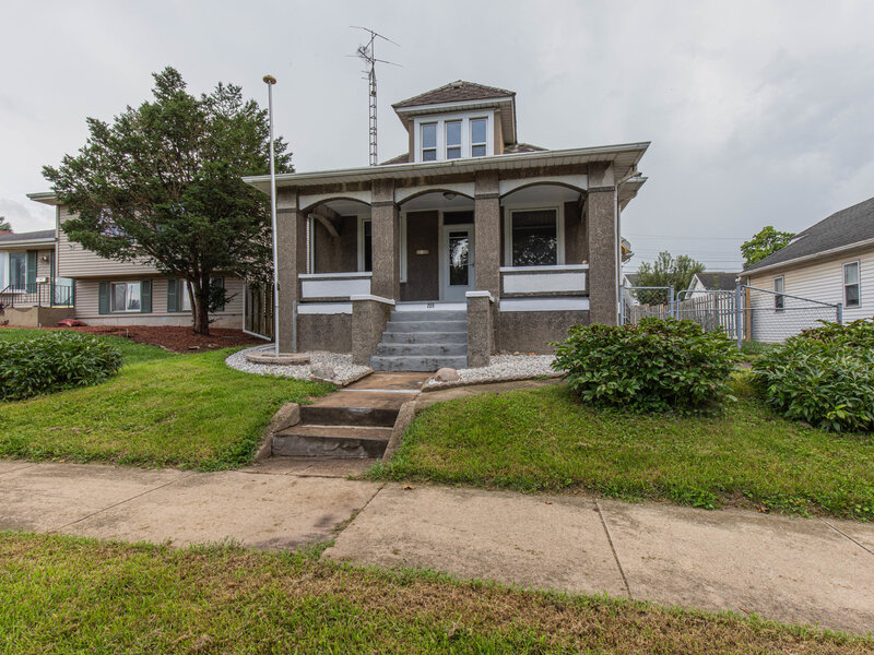 209 W Dakota Street Spring Valley IL 61362