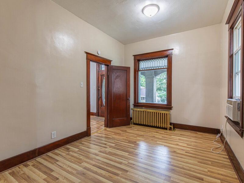 209 W Dakota Street Spring Valley IL 61362