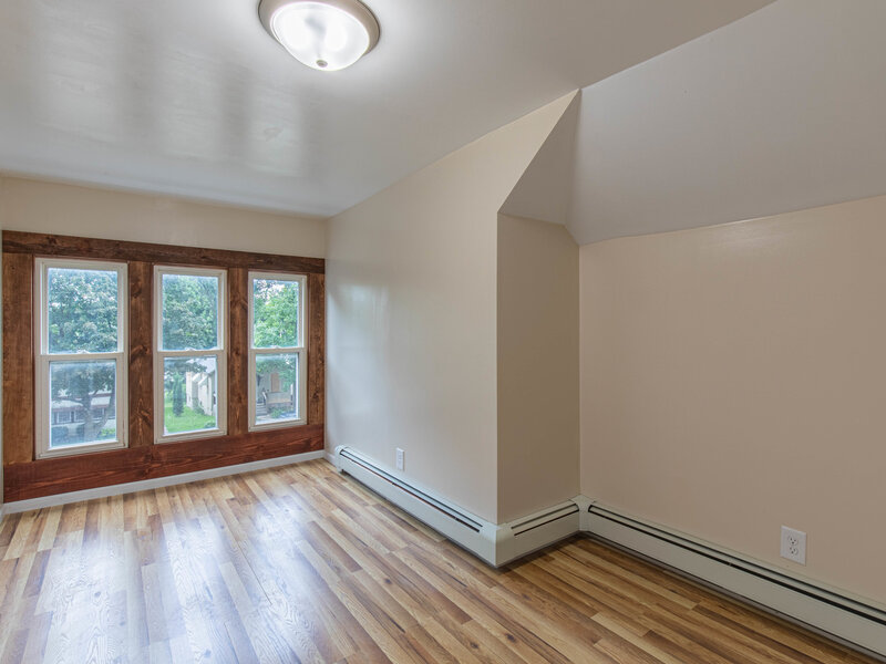 209 W Dakota Street Spring Valley IL 61362