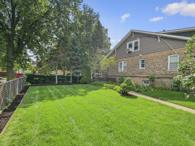 1346 Highland Avenue Berwyn IL 60402