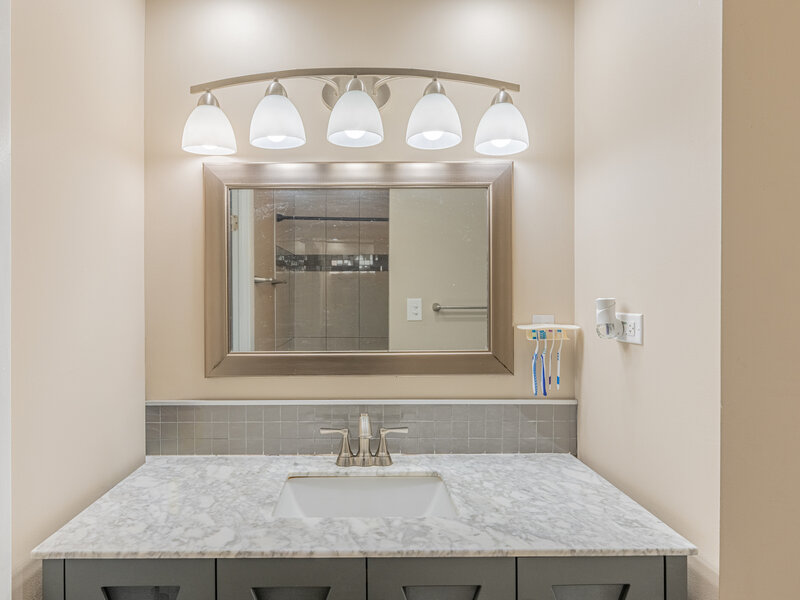 2110 Stanley Court Schaumburg IL 60194