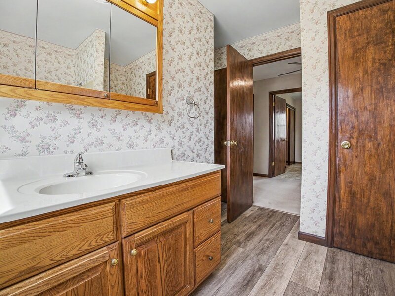 10 Imperial Drive Streator IL 61364