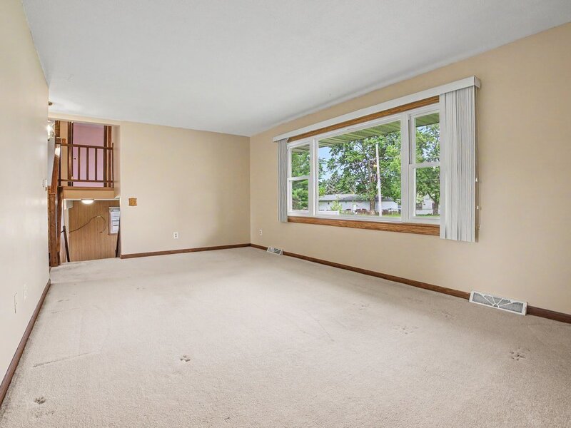 10 Imperial Drive Streator IL 61364