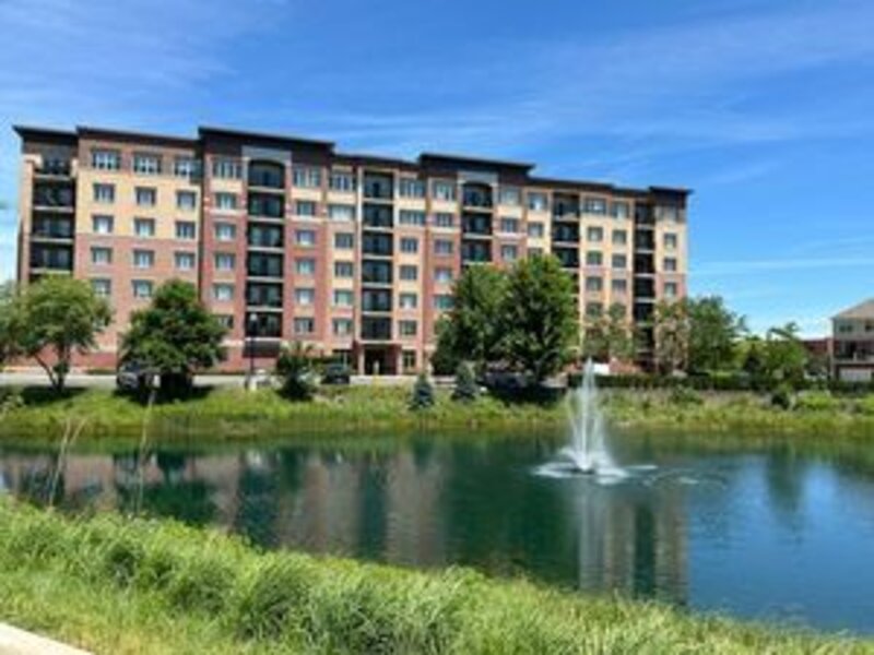 1199 E Port Clinton Road Vernon Hills IL 60061