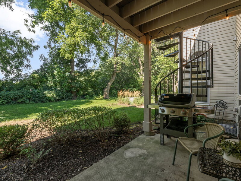 532 Bradbury Lane Geneva IL 60134