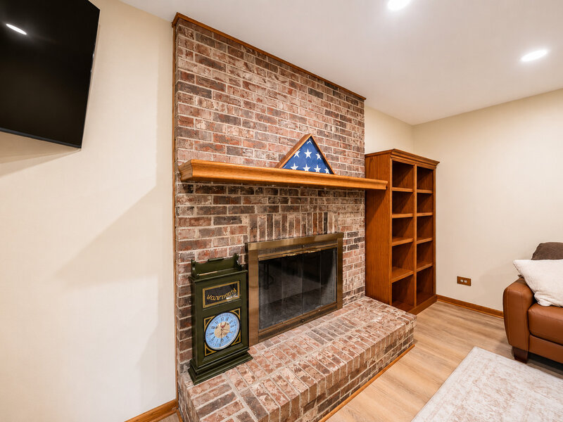 6 Heather Lane Hawthorn Woods IL 60047