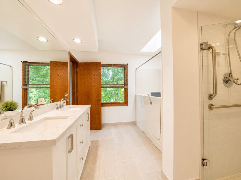6 Heather Lane Hawthorn Woods IL 60047