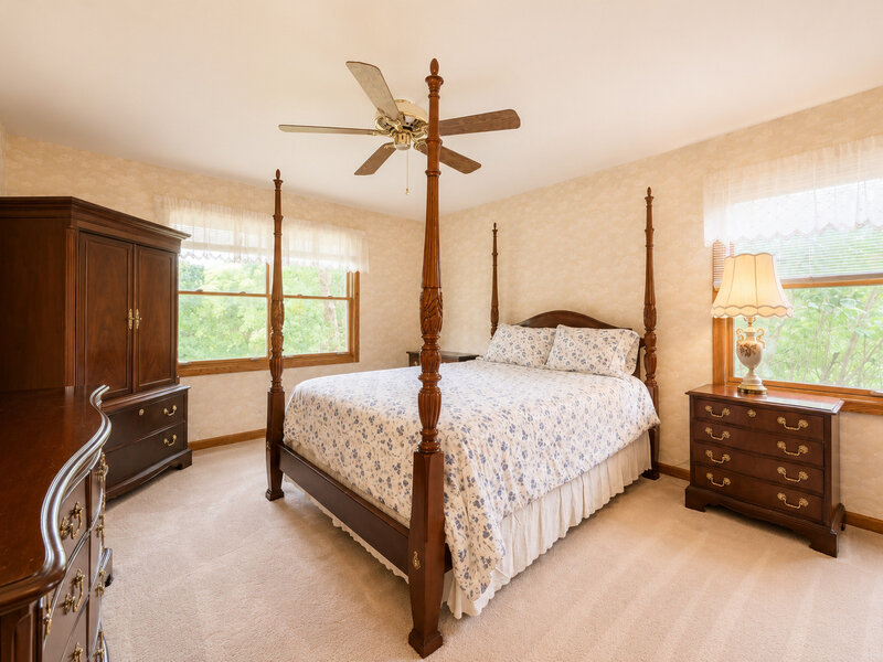 6 Heather Lane Hawthorn Woods IL 60047