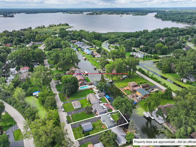 614 Livingston Street Mchenry IL 60050