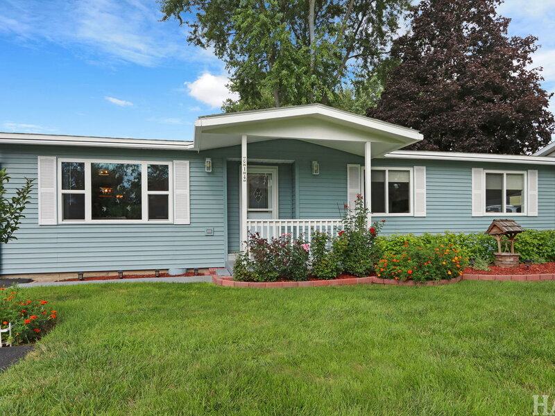 614 Livingston Street Mchenry IL 60050