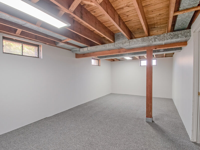 547 Reese Avenue East Dundee IL 60118