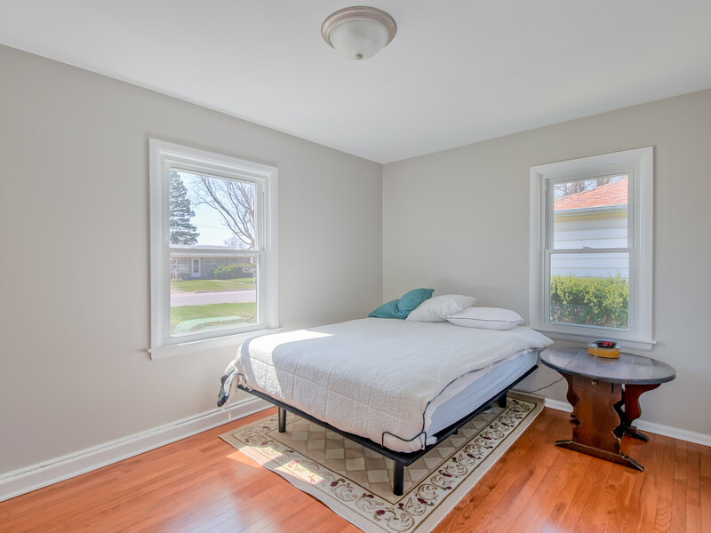 547 Reese Avenue East Dundee IL 60118
