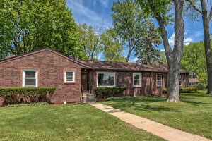 Photo of 547 Reese Avenue East Dundee IL 60118