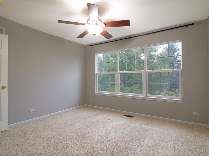 605 Pheasant Trail St. Charles IL 60174