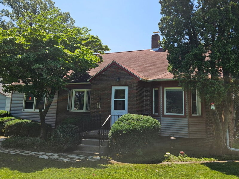 1517 W Kimberly Road Davenport IA 52806