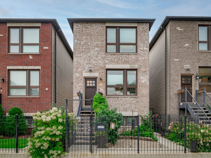 4603 S Calumet Avenue Chicago IL 60653