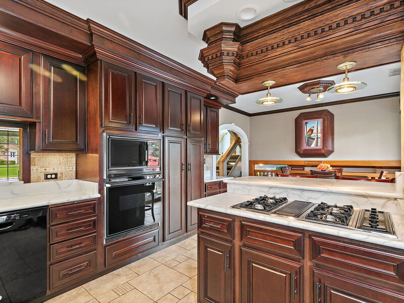 570 Sandpebble Drive Schaumburg IL 60193