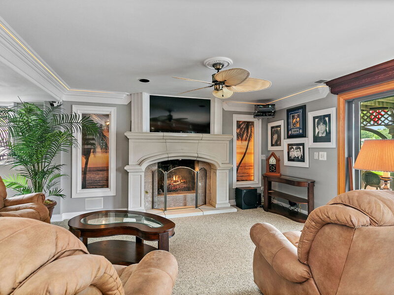 570 Sandpebble Drive Schaumburg IL 60193