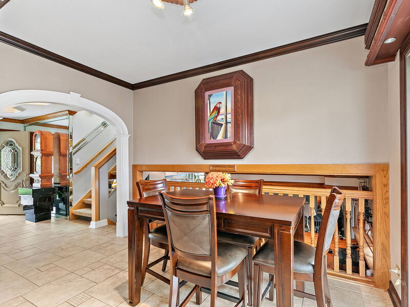 570 Sandpebble Drive Schaumburg IL 60193