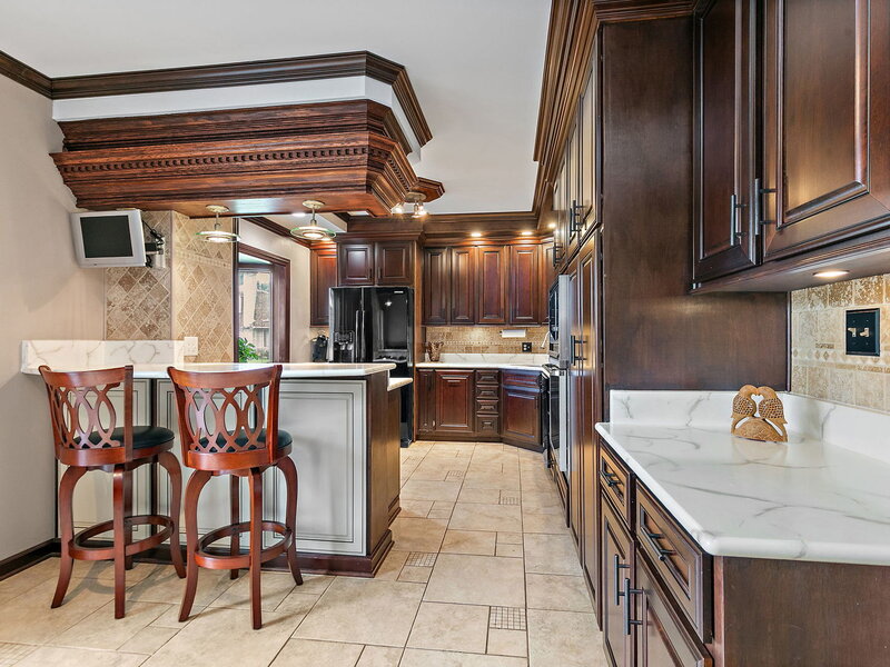 570 Sandpebble Drive Schaumburg IL 60193