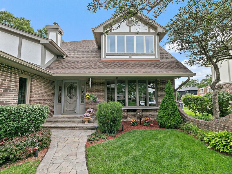 570 Sandpebble Drive Schaumburg IL 60193