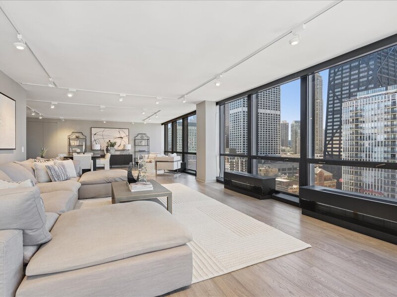 910 N Lake Shore Drive Chicago IL 60611