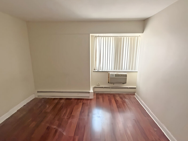 7337 S South Shore Drive Chicago IL 60649
