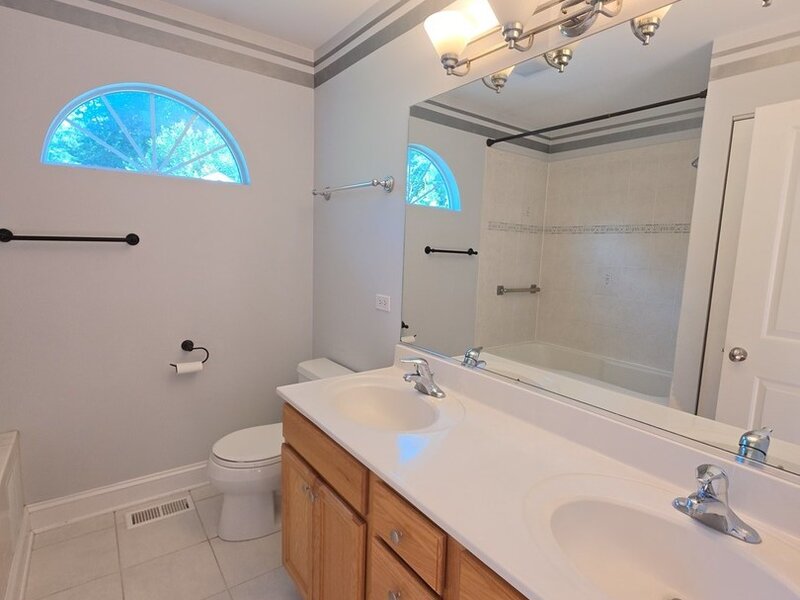 159 Wildwood Road Algonquin IL 60102