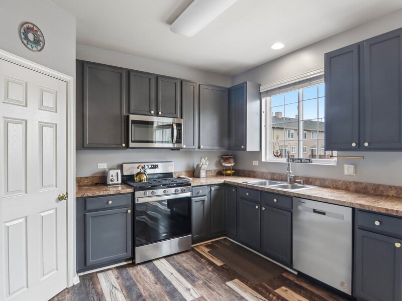 105 Station Park Circle Grayslake IL 60030