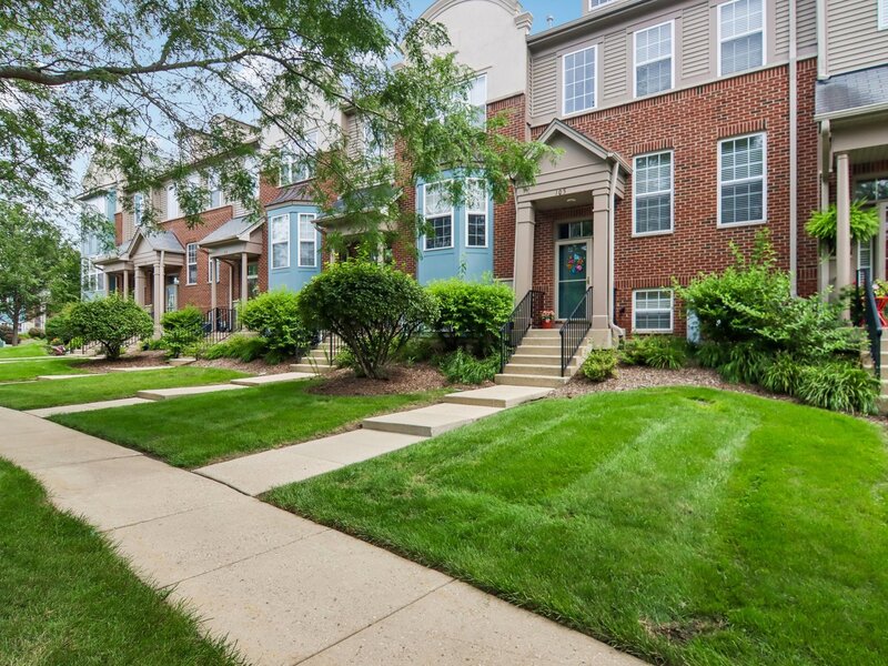 105 Station Park Circle Grayslake IL 60030