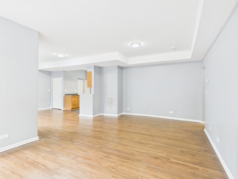 1729 E 67th Street Chicago IL 60649