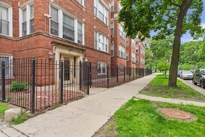 Photo of 1729 E 67th Street Chicago IL 60649 Unit 2E