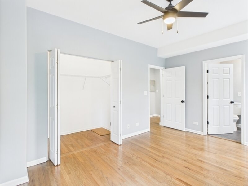 1729 E 67th Street Chicago IL 60649
