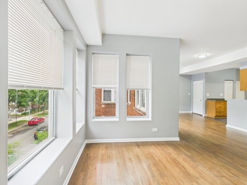 1729 E 67th Street Chicago IL 60649