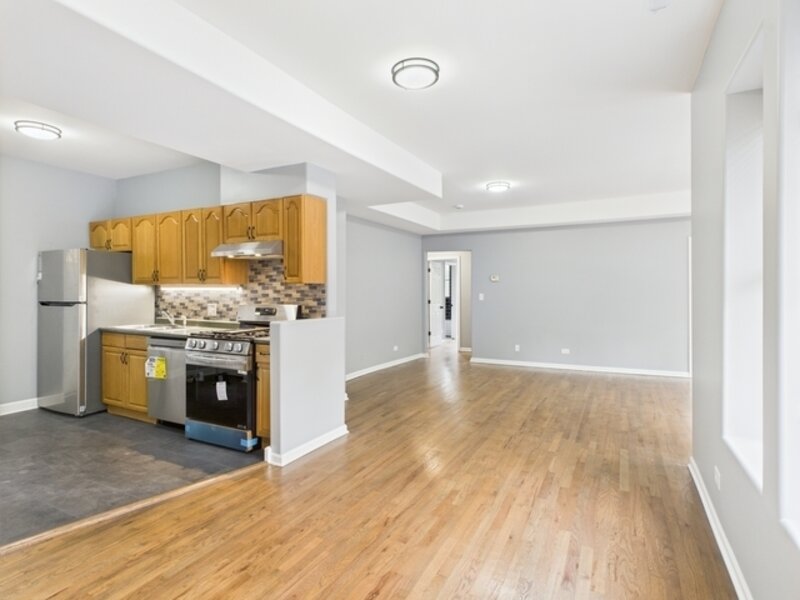 1729 E 67th Street Chicago IL 60649