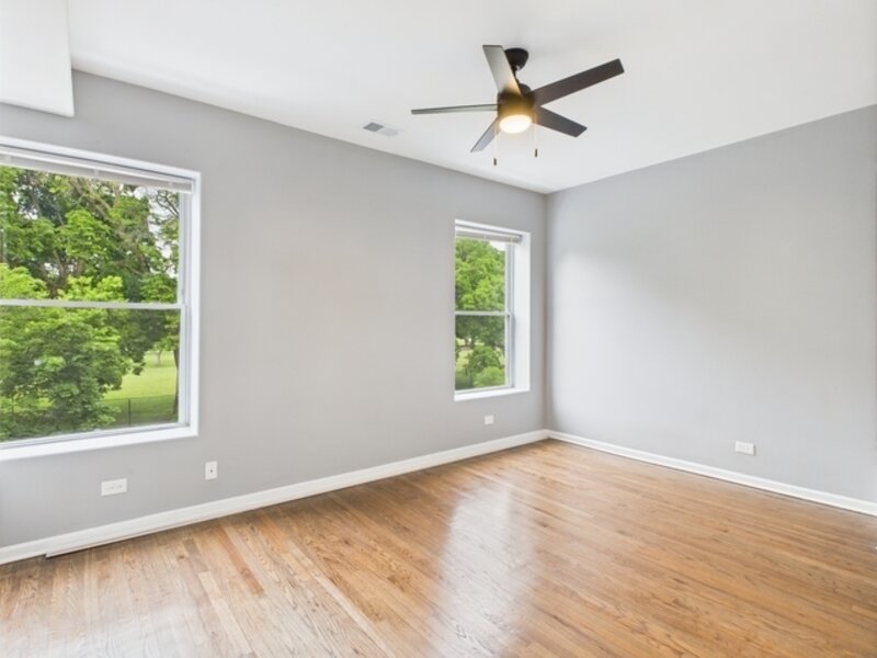 1729 E 67th Street Chicago IL 60649