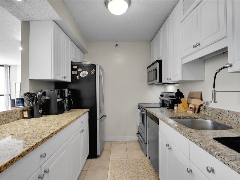 10 E Ontario Street Chicago IL 60611