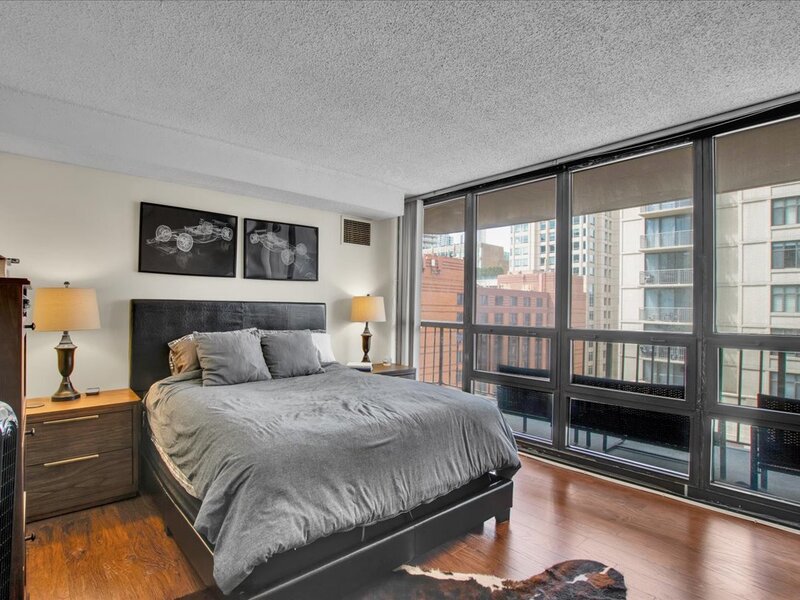 10 E Ontario Street Chicago IL 60611