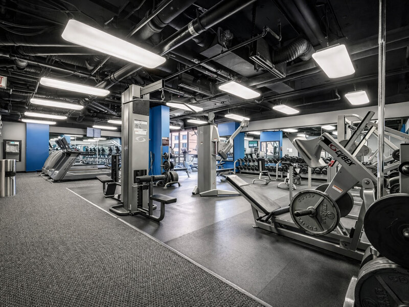 10 E Ontario Street Chicago IL 60611
