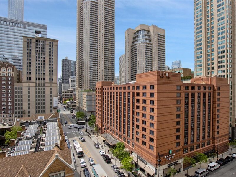 10 E Ontario Street Chicago IL 60611